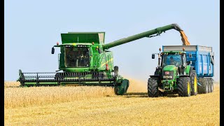 Goffaux travaux agricole a la moisson des froments avec une John Deere T560i [upl. by Bullis]