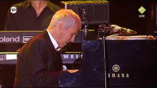 North Sea Jazz 2009 Live  Burt Bacharach  Walk on by HD [upl. by Milzie]