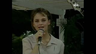 VANESSA PARADIS  Marilyn amp John Full Version Die Spielbude 03081988 [upl. by Ial]