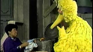 Classic Sesame Street  Scenes from 2292 [upl. by Sherrie]