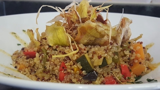 Quinoa con verduras en cous cous [upl. by Wittie]