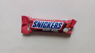 Snickers Berry Whip review [upl. by Ryon]