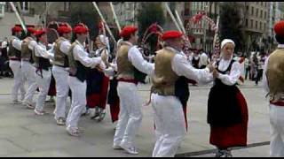 baile tipico de euskadi [upl. by Asiled]