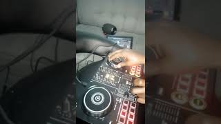 Pioneer Ddj 200 [upl. by Yzeerb]