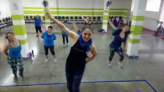 Perrea mami perrea Mister cobra en zumba apocalipsis con Ceecy Ramirez 💃💃 [upl. by Rafe110]