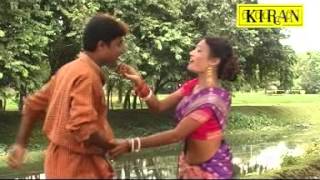 Bengali Bhawaiya Songs  Gangadhorer Paare Paare  Bhawaiya Goalparia Song  Kiran [upl. by Kleper]