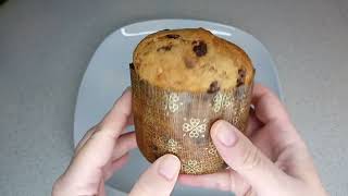 ASSAGGIO UN MINI PANETTONE CON GOCCE DI CIOCCOLATO TASTE TEST CHOCOLATE PANETTONCINO [upl. by Eillod]