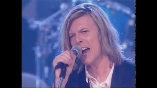 David Bowie – Fame Live BBC Radio Theatre 2000 [upl. by Annorah795]