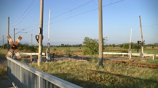 Spoorwegovergang Kaloyanovo Калояново BG  Railroad crossing  Железопътен прелез [upl. by Weil915]