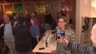 Hele kroeg zingt mee tijdens Café Chantant in Meerlo [upl. by Urania931]