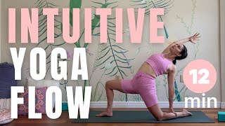 12 MIN INTUITIVE YOGA FLOW 💖 LOVE UP YOUR SELFHEALING MACHINE [upl. by Jefferson]