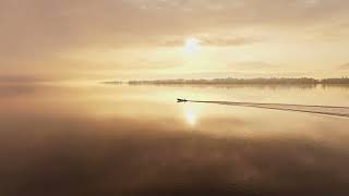 Ein herbstlicher Sonnenaufgang am Chiemsee [upl. by Htennek]