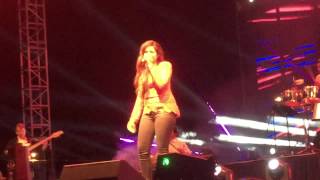 Dola Re Dola  Shreya Ghoshal live in concert Sri Lanka [upl. by Atinas609]