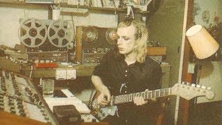 Brian Eno  Babys On Fire 1974 [upl. by Egan232]