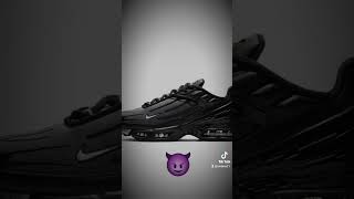 Nike Tn Air Max Plus Vs Nike tn air max plus III [upl. by Jerman2]