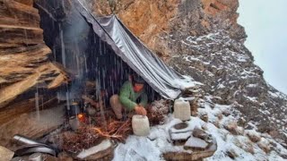 Best Life in The Nepali Himalayan Village During The winter  Documentary video Snowfall time [upl. by Mohammad]