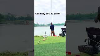 Con này phải 1999999kg  haihuoc funny fishing giaitri comedy reels shorts [upl. by Kerek]