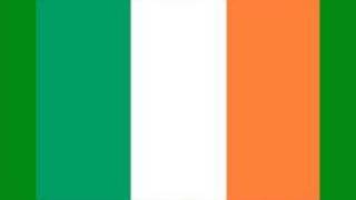 Himno y Bandera de la Republica de Irlanda The Republic of Ireland National Anthem [upl. by Ehsiom569]