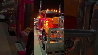 Que les parece este peterbilt trokes comparte etiqueta [upl. by Dielu]