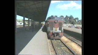 902 arrives Adelaide Railway Station with the Overland [upl. by Xymenes]