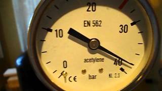 Fridge compressor pressure test  40 bar max [upl. by Ancier]