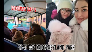 FIRST DAY IN DISNEYLAND PARK  DISNEYLAND PARIS  VLOGMAS DAY 5 [upl. by Derwon960]