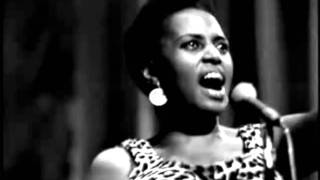 jolinkomoMiriam Makeba  live in paris [upl. by Ttennej]