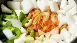 KIMCHI STEW  QUICK AND EASY RECIPE BYESTELLA CHANNEL [upl. by Assirrem]