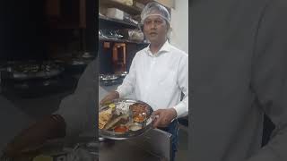 Manager thali 😋 khana funny vlogs blogr2u [upl. by Amberly]