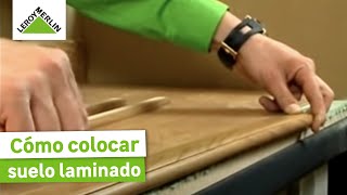 Cómo colocar suelo laminado y rodapié Parte II  LEROY MERLIN [upl. by Akinad454]