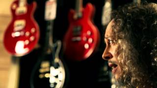 Metallicas Kirk Hammett At Guitar Center [upl. by Adnovay755]