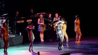 Raymond Lam 林峯 amp Linda Chung 鍾嘉欣 Reno 演唱會 2010  鍾嘉欣 Nobody [upl. by Pascoe]