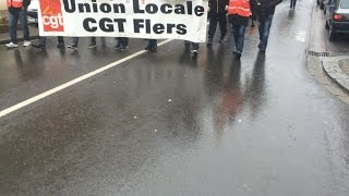 Manifestation contre le projet de loi El Khomri à Flers [upl. by Eimareg]