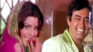 Sanjeev Kumar flirts with Sulakshana Pandit  Uljhan  Bollywood Scene 221 [upl. by Niwrud]