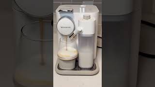 Nespresso lattissima one coffee machinemesin pembuat kopi otomatis mantaap 👍 [upl. by Jez]