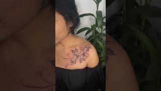 Flower tattoo tattoo tattooartist tattoogirls flowertattoo vairalshort [upl. by Ezaria]