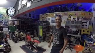 visite dun Shop moped vintage custom 13 [upl. by Sinnaiy]