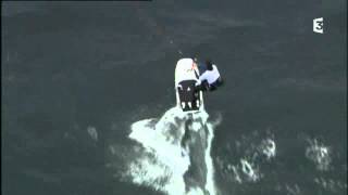 Kitesurf  Bruno Skora traverse la Manche en 5h  France 3 Bretagne [upl. by Derek]