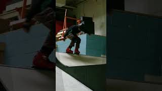 Blading a Free Indoor Skatepark agressiveinline skate [upl. by Nived]