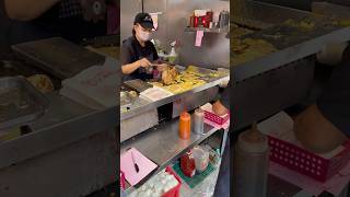 Yongkang Street 天津蔥抓餅 food streetfood [upl. by Mazurek]