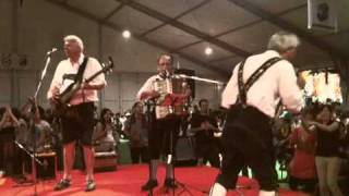 Takeo Ishii 石井健雄 Yodelling  Sendai Oktoberfest Japan [upl. by Veronica]