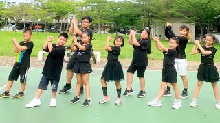 Zumba Kids  HandClap by Fitz amp the Tantrums [upl. by Sualokcin554]