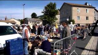 Brocante aux Estables en HauteLoire  2012 [upl. by Alrak]