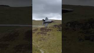 UNREAL RAF F35B Low Level in the Mach Loop MACHLOOP LFA7 AVIATION RAF F35 PLANESPOTTING [upl. by Ardnosac879]