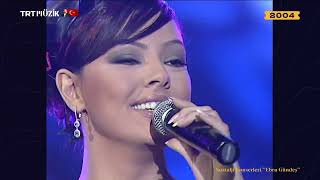 EBRU GUNDES Canli Performans 2004 part1 TRT 20221029 0007 Live Record HD720p origin format [upl. by Barbi316]