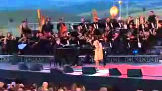 Andrea Bocelli amp Heather Headly Vivo Per Lei on stage [upl. by Ahsenhoj]