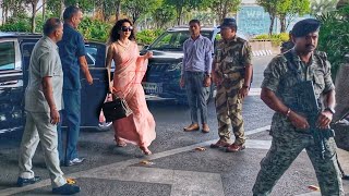 Kangana Ranaut with Z Security and Yrf Malkin Rani Mukerji at Mumbai International Airport [upl. by Ettelrahc]