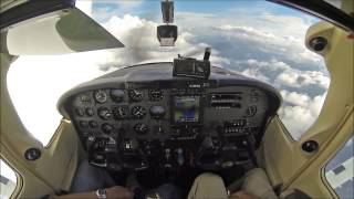 Cessna Skylane at 19000ft  cockpit video  must see [upl. by Suivart]