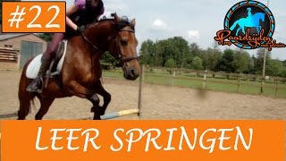 Paardrijden  Hoe leer je springen met je paard [upl. by Gruber]