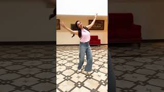 Madhuri Dixit चा गोड Dance  madhuridixit angaro pushpa pushpa2 [upl. by Ardith]